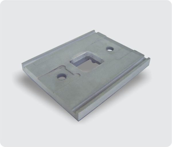 2285 - SAPATA ALUMÍNIO 12 X 80 X 99mm (2 FUROS Ø8mm) (FURO CENTRAL 23mm X 26mm) (VERSO)