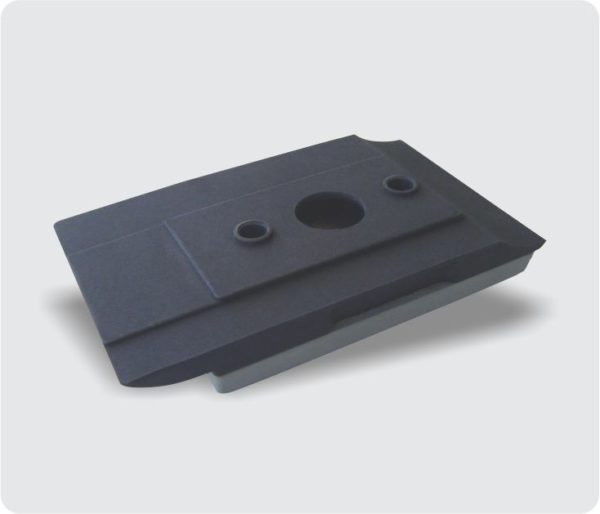 2332 - SAPATA BRANITE 24 X 70 X 118mm ( 2 FUROS Ø7mm DESLOCADOS) ( FURO CENTRAL Ø18mm) (VERSO)